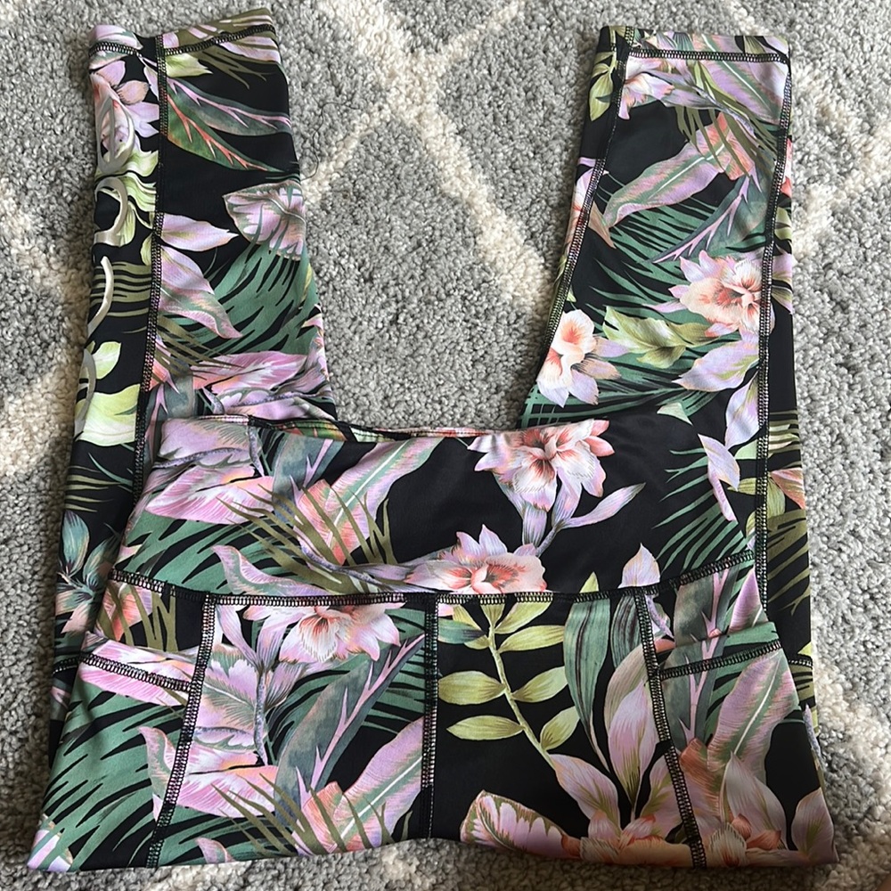 Bebe Sport Floral Print Sport Legging - Size M